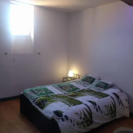 3 Place Du Capitole T4 Apartment